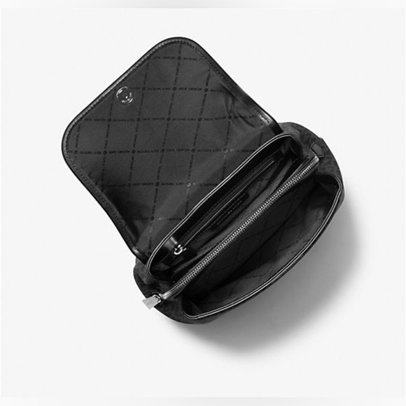 Michael Kors Harrison Backpack Black – In-Store sealed (Not from Outlet) - Picture 4 of 13